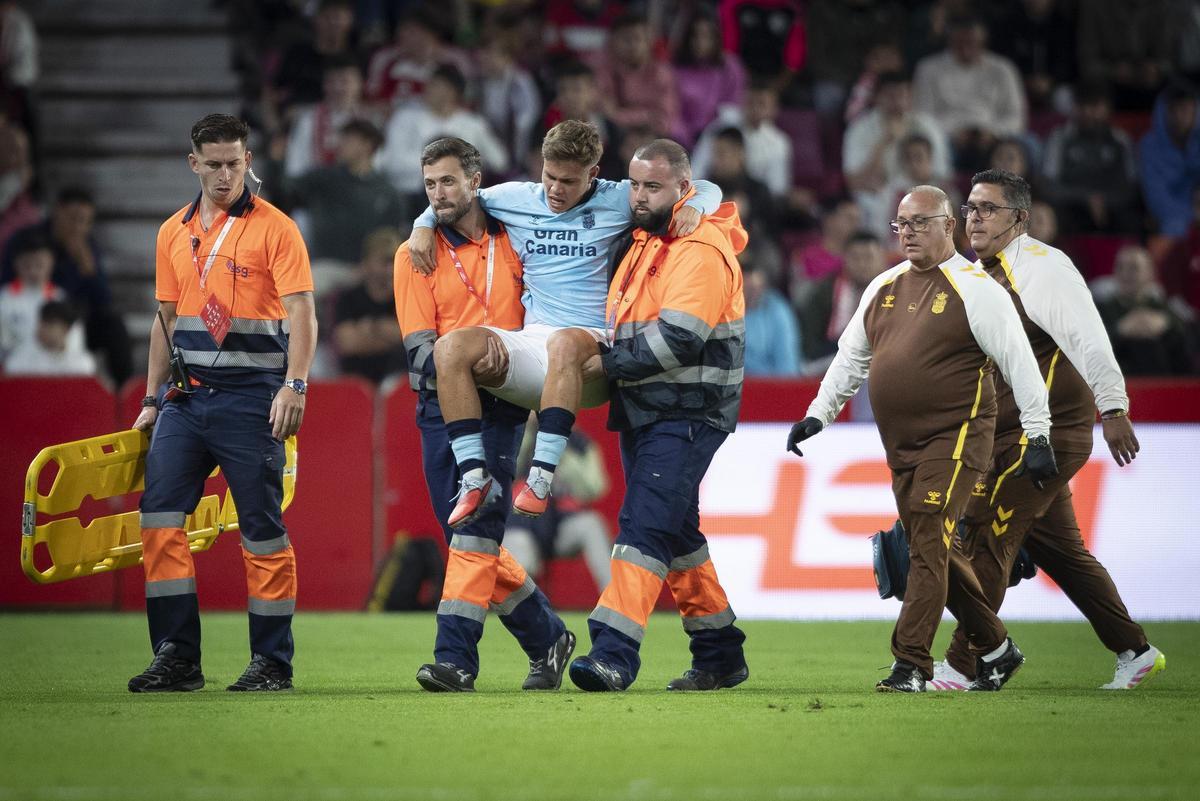 Recobita, retirado de Los Cármenes, el pasado viernes.