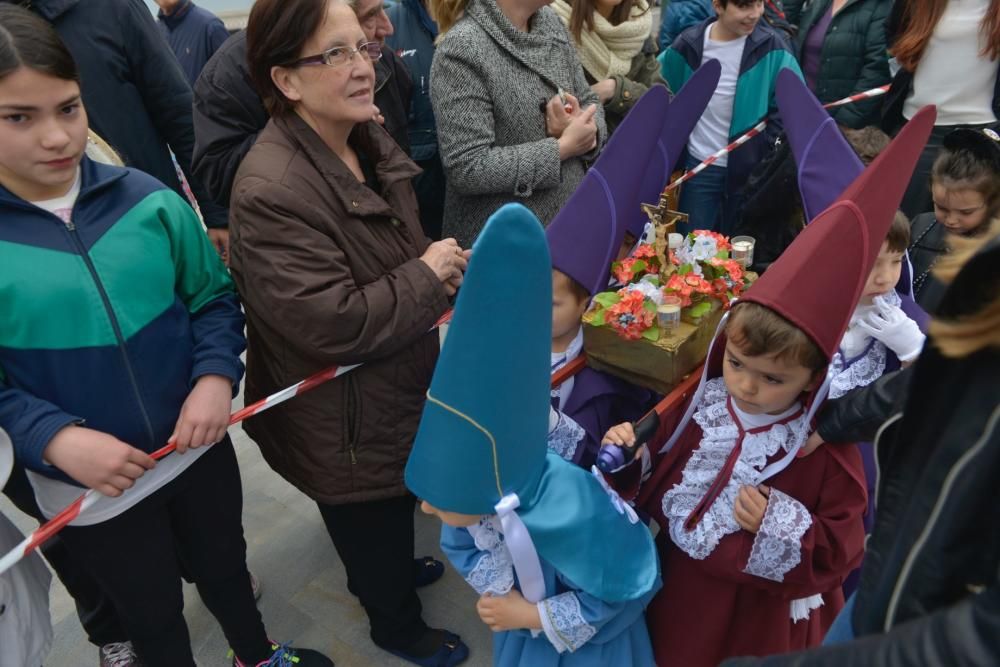 Procesión infantil del Colegio Buen Pastor