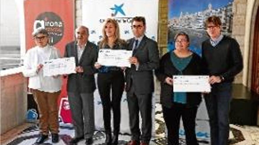 Una campanya solidària entrega 4.500 € a tres entitats socials