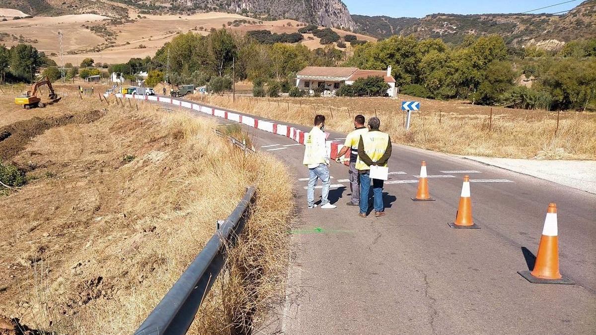 La Diputación invierte 108.000 euros en el arreglo de la carretera de Ronda a Benaoján