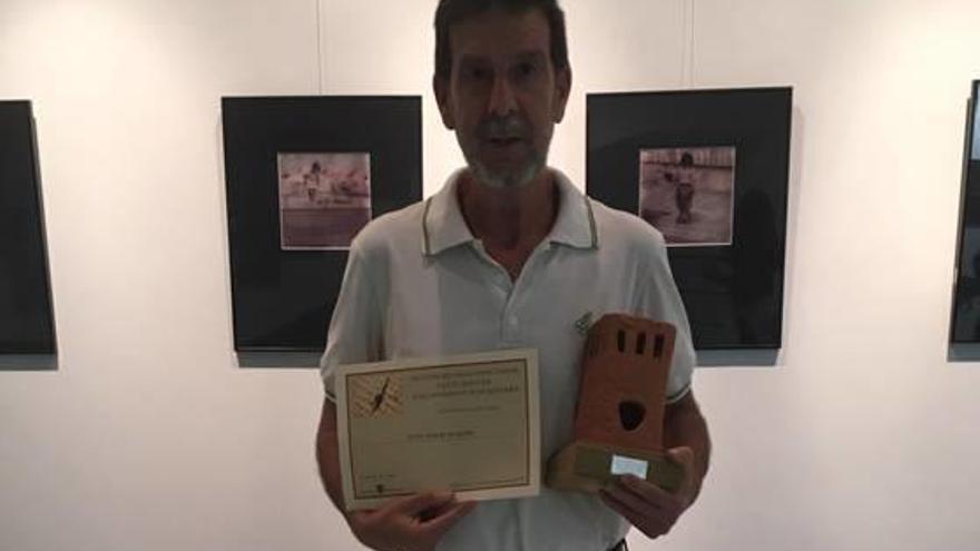 Un profesor del Port de Sagunt gana un premio  de poesía en Almenara