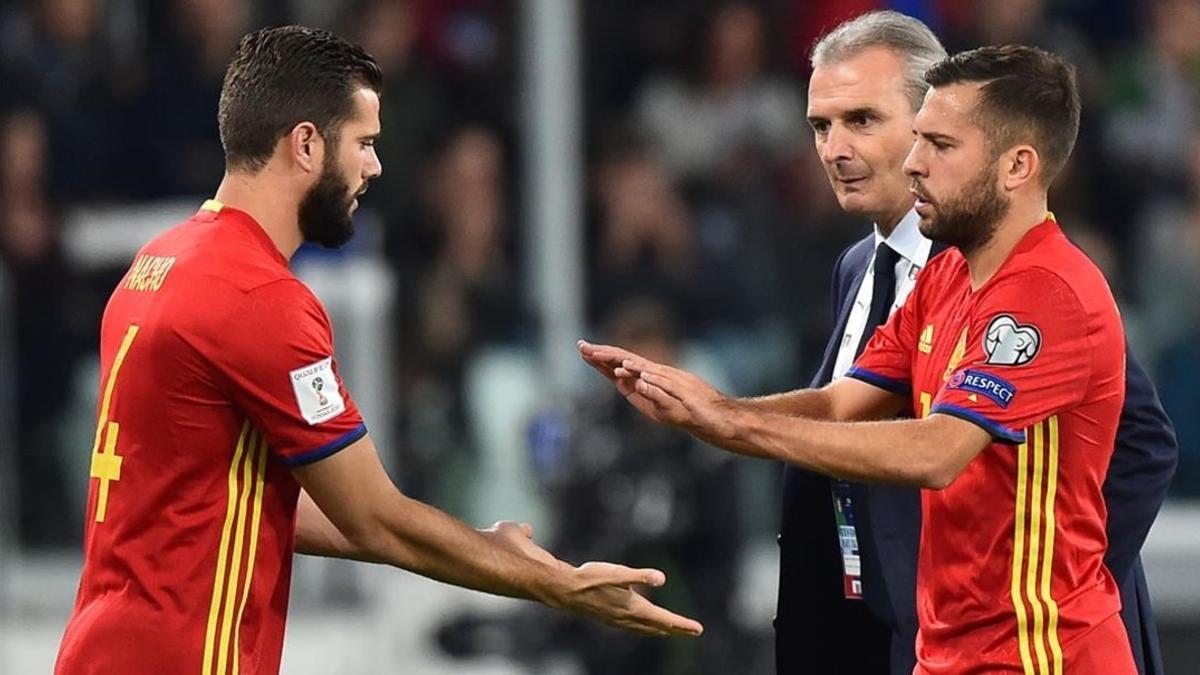 mdeluna35815879 spain s defender jordi alba  r  leaves the pitch and is subs161101163155