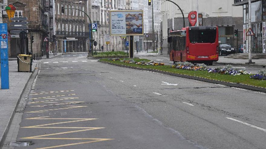 Tranvías reduce un 18% el servicio de autobús, salvo las líneas que van al Chuac