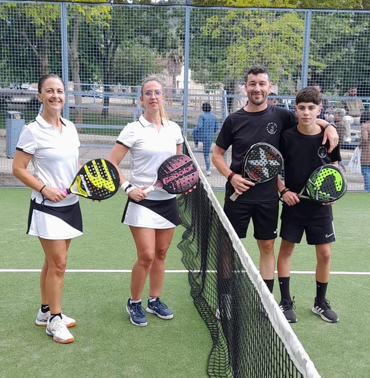 Equipo mixto, finalistas en Tercera Categoría