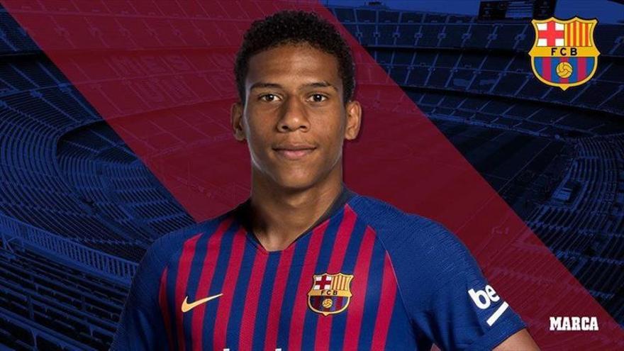 El Barcelona ficha a Todibo... para julio