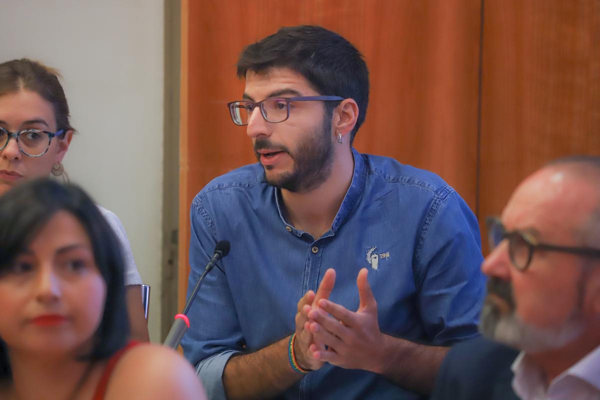 Imagen de los ediles de Cambiemos, Carlos Bernabé y María Sandoval