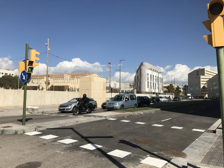 Cort abre al tráfico la calle Felià Fuster de Palma