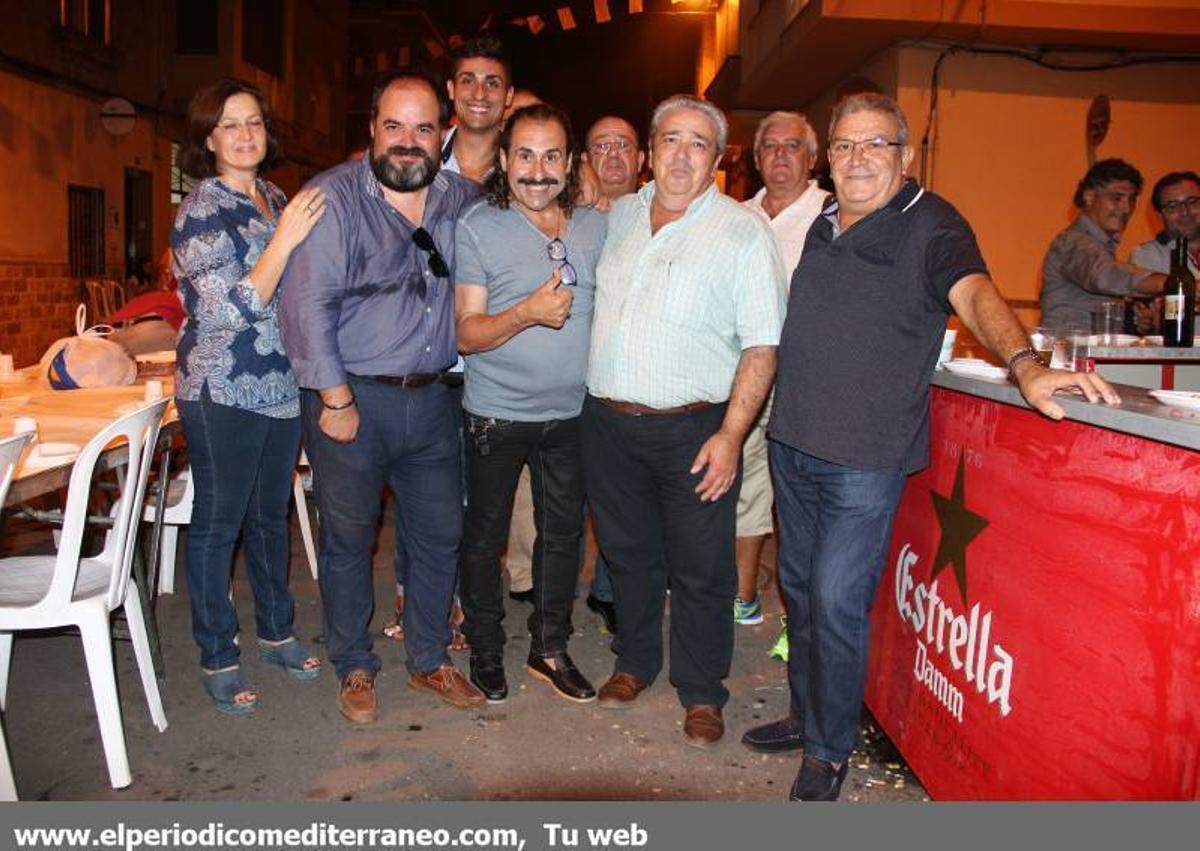 GALERÍA DE FOTOS -- Fiestas en los barrios de Vila-real GALERÍA DE FOTOS -- Fiestas en los barrios de Vila-real