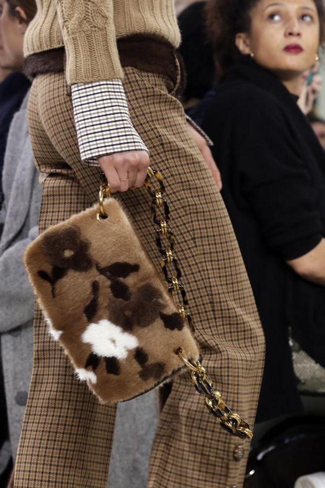 Bolso peluche de Michael Kors en New York Fashion Week