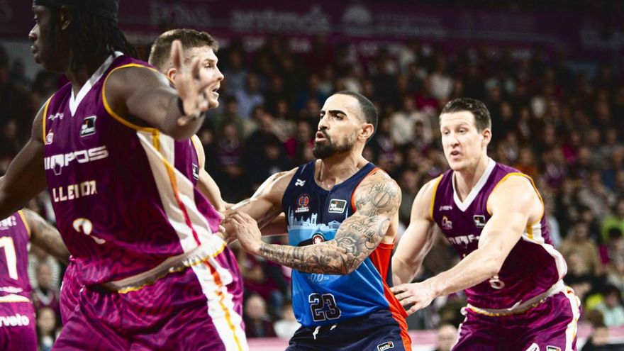 Yunio Barrueta: «Me dijeron que en la ACB iba a tener más espacio para tirar»