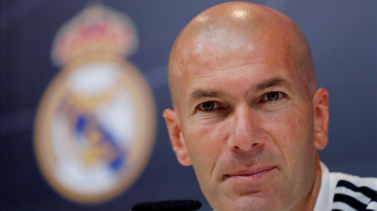Zidane comparece en la sala de prensa