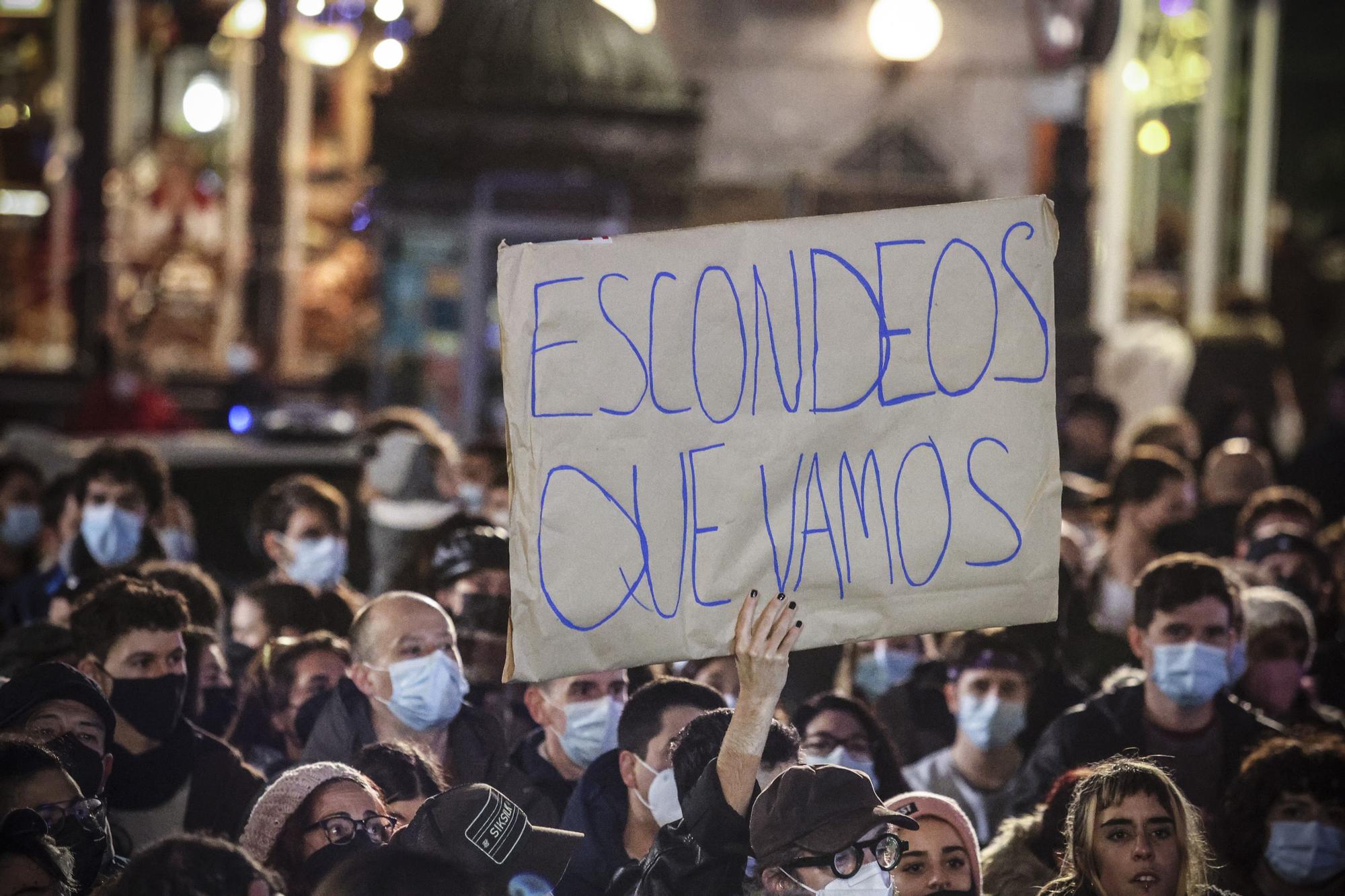 Concentración en Oviedo contra la agresiones homófobas tras el último caso en la ciudad