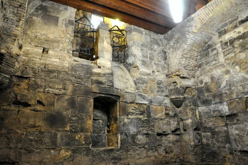 Fotogalería de la cripta en la parroquia de la Seo