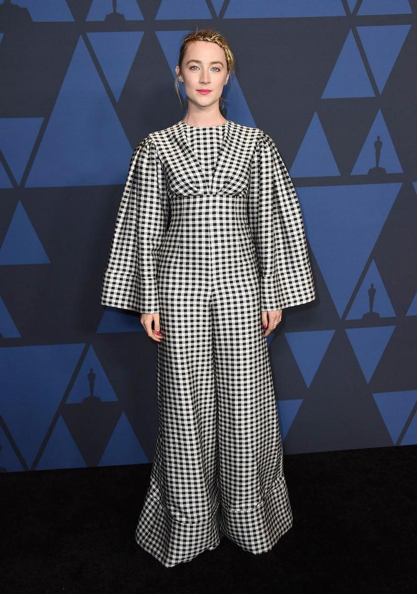 Saoirse Ronan en la alfombra roja de los 'Governors Awards 2019'