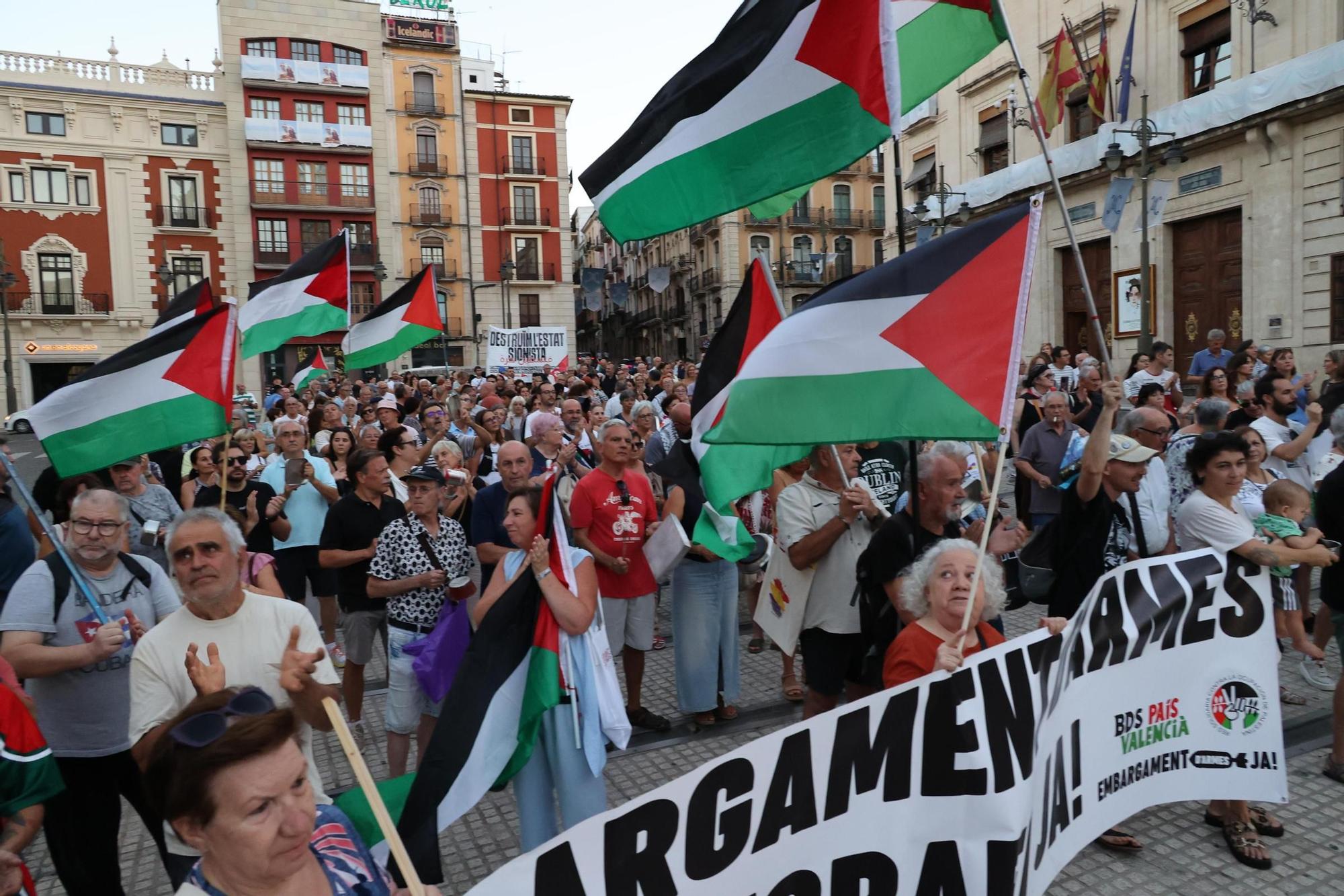 Concentración en Alcoy contra el genocidio en Gaza