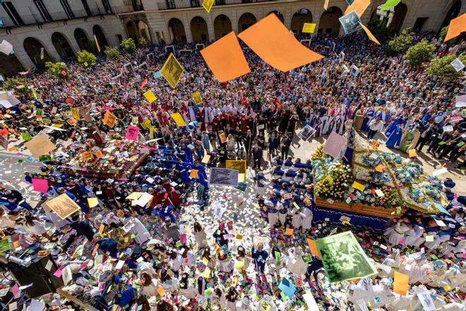 El Encuentro pone fin a la Semana Santa en Alicante