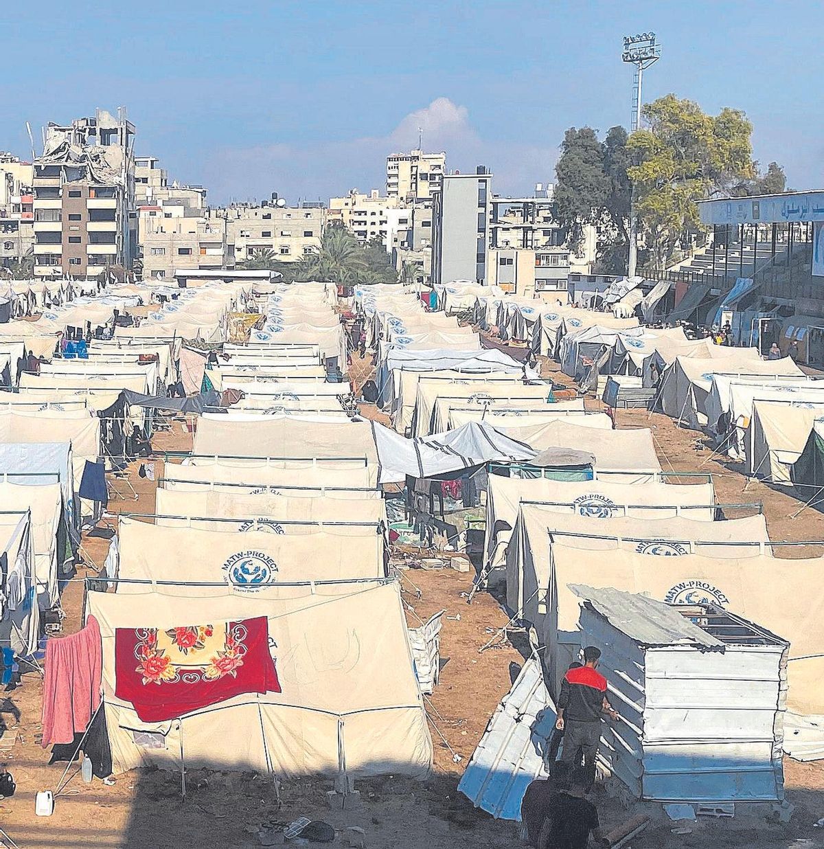 Estadio de Yarmouk, convertido en un campo de refugiados en Gaza.