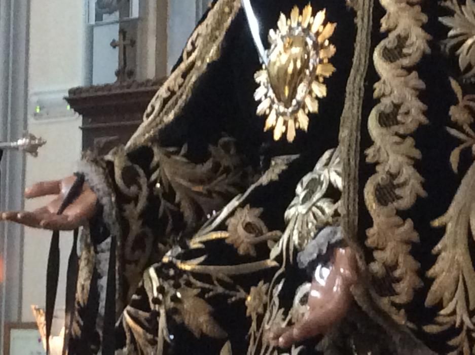 Virgen de los Dolores de Servitas, en el besamanos