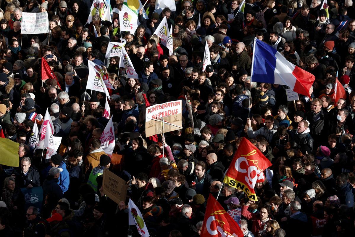 Segundo día de huelgas y manifestaciones en Francia