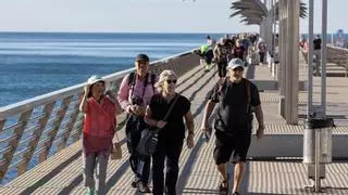 Alicante se resiente de un abril sin Semana Santa: las pernoctaciones cayeron un 2,8 %