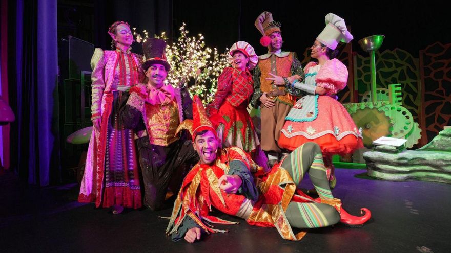 Los duendes se hacen con el Teatro Juan Ramón Jiménez