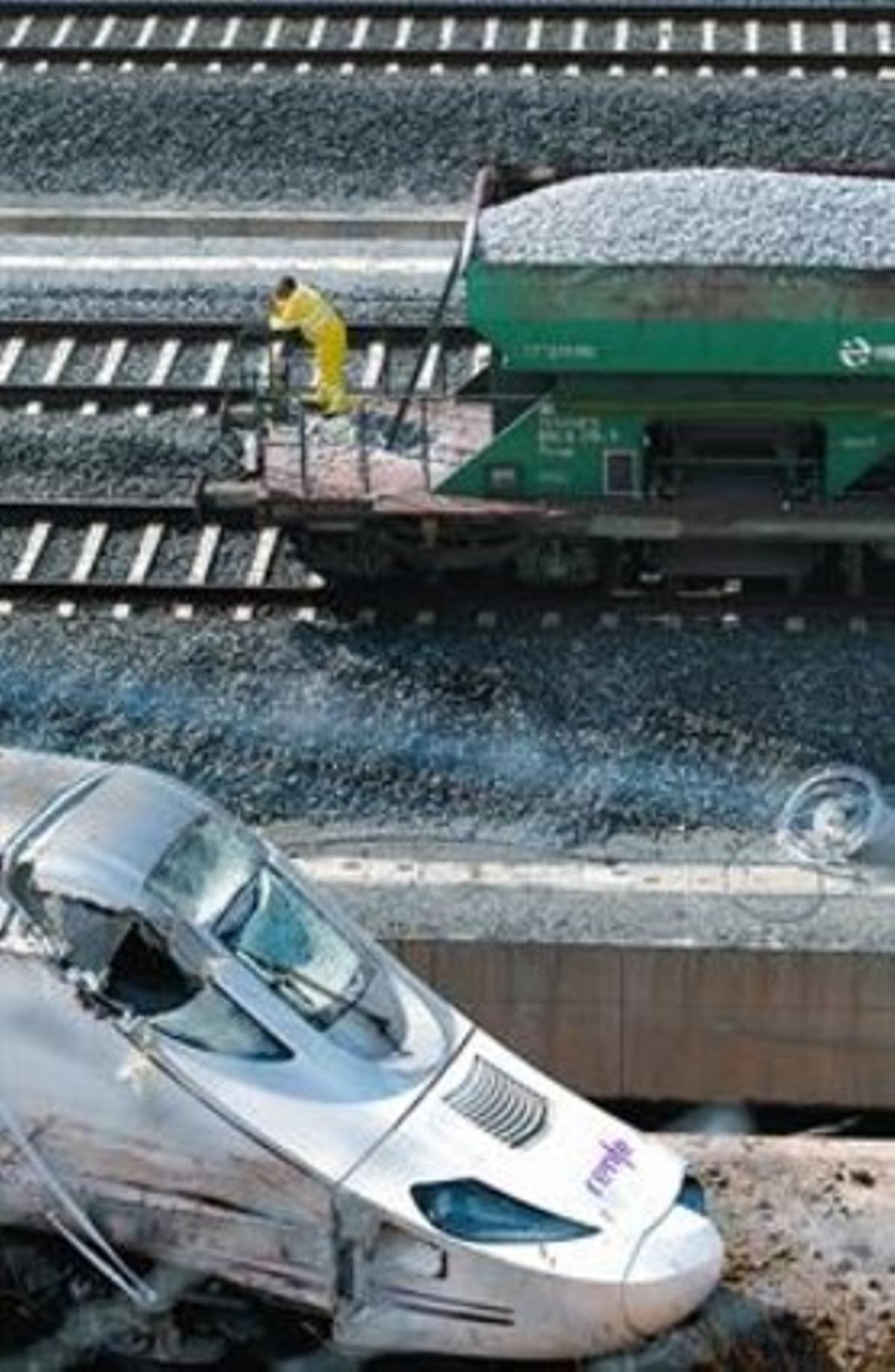Un operario de Renfe en un vagón que descarga balasto sobre la zona en que ocurrió el siniestro.