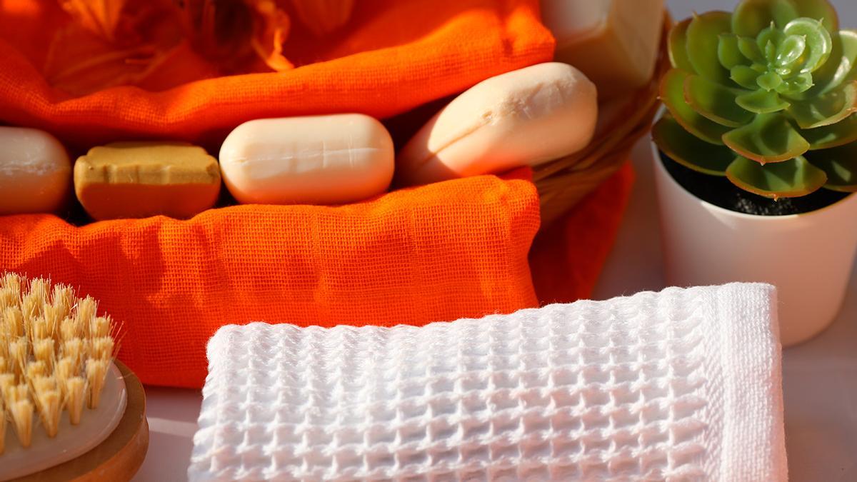 Poner una pastilla de jabón debajo de la almohada: la increíble solución que más gente hacer al dormir