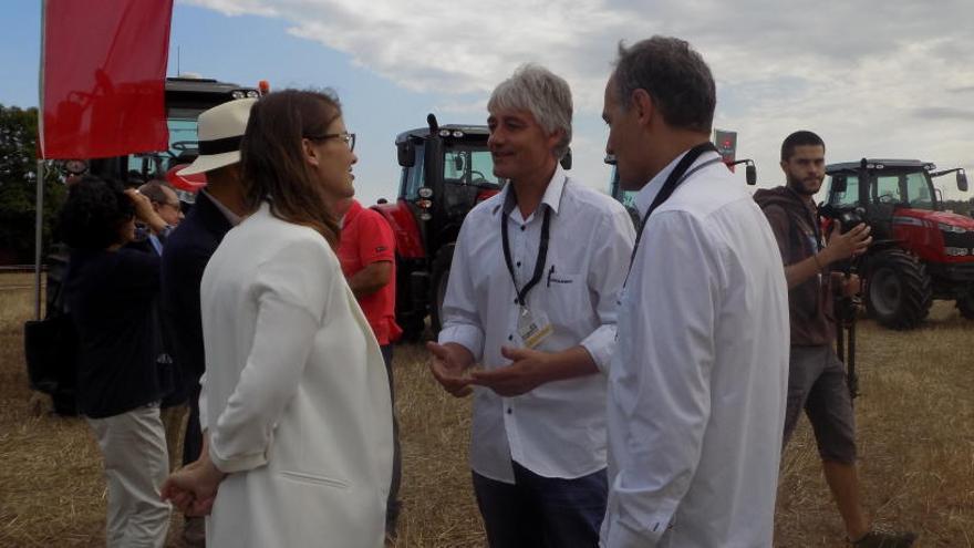 La consellera d&#039;Agricultura constata el caràcter agrícola de Calaf durant l&#039;Agro Alta Segarra