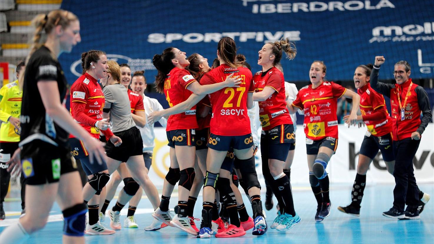 Las guerreras celebraron el empate ante Suecia como un triunfo