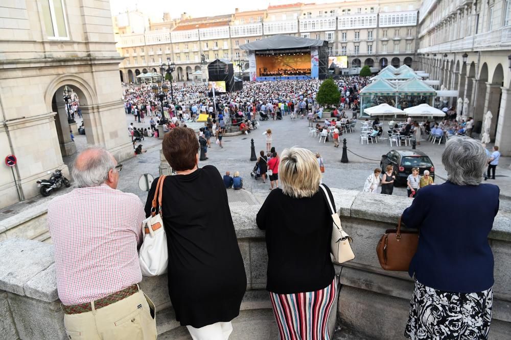 La OSG, en A Coruña por las víctimas de Cataluña