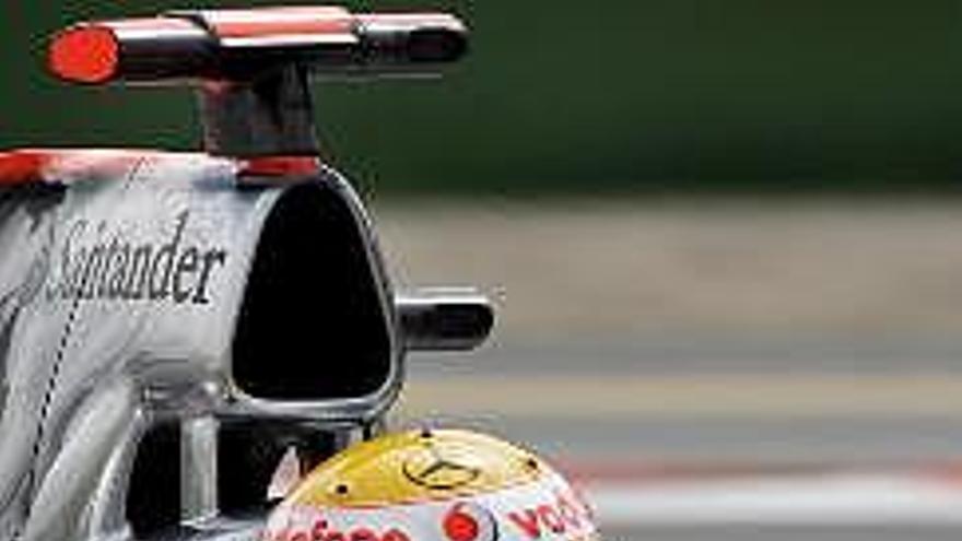 El piloto británico de Fórmula Uno Lewis Hamilton, de la escudería McLaren Mercedes
