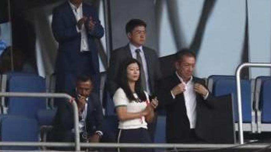 Peter Lim presenció el duelo desde el palco.