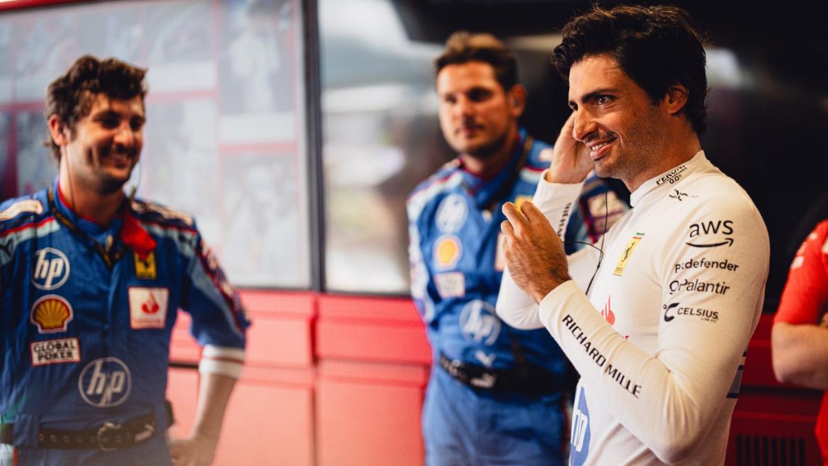 Carlos Sainz medita su futuro tras su salida de Ferrari a final de curso