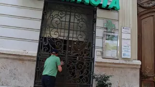 Las farmacias siguen preocupadas: "Queremos que Hacienda nos garantice el pago de la deuda y los intereses"