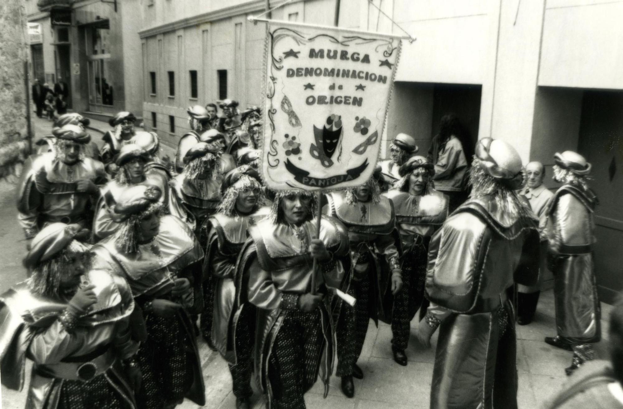 GALERÍA | Revive los carnavales de Zamora en los 90