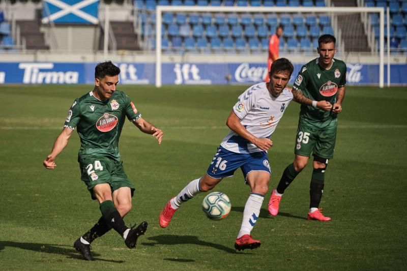 Encuentro entre el CD Tenerife y el RC Deportivo