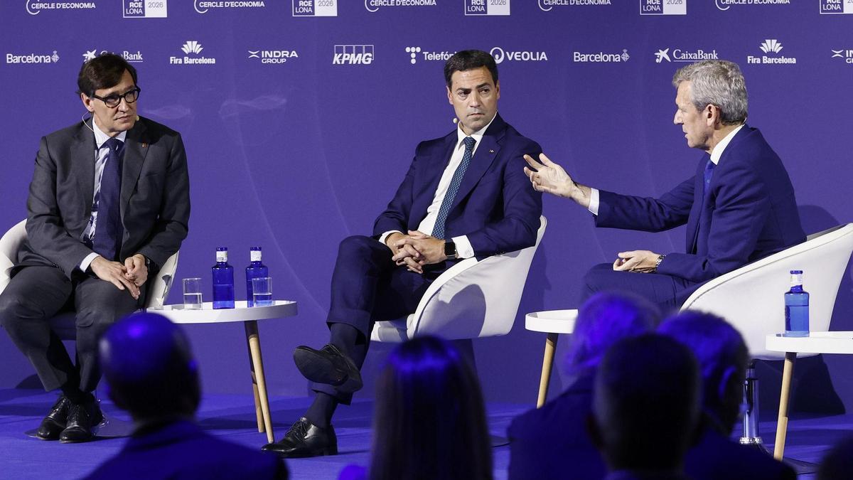Salvador Illa, Imanol Pradales y Alfonso Rueda durante el debate