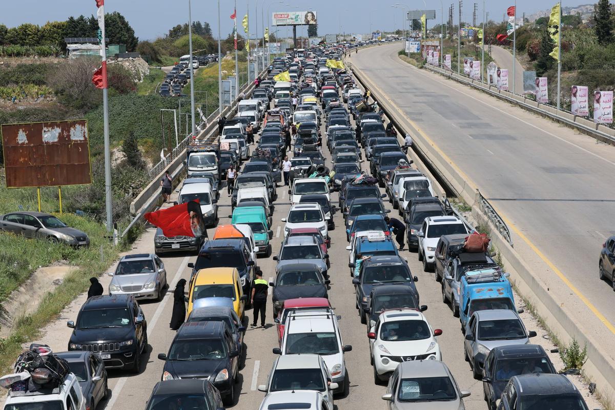 Miles de desplazados regresan a sus hogares en el Líbano Miles de desplazados regresan a sus hogares en el Líbano