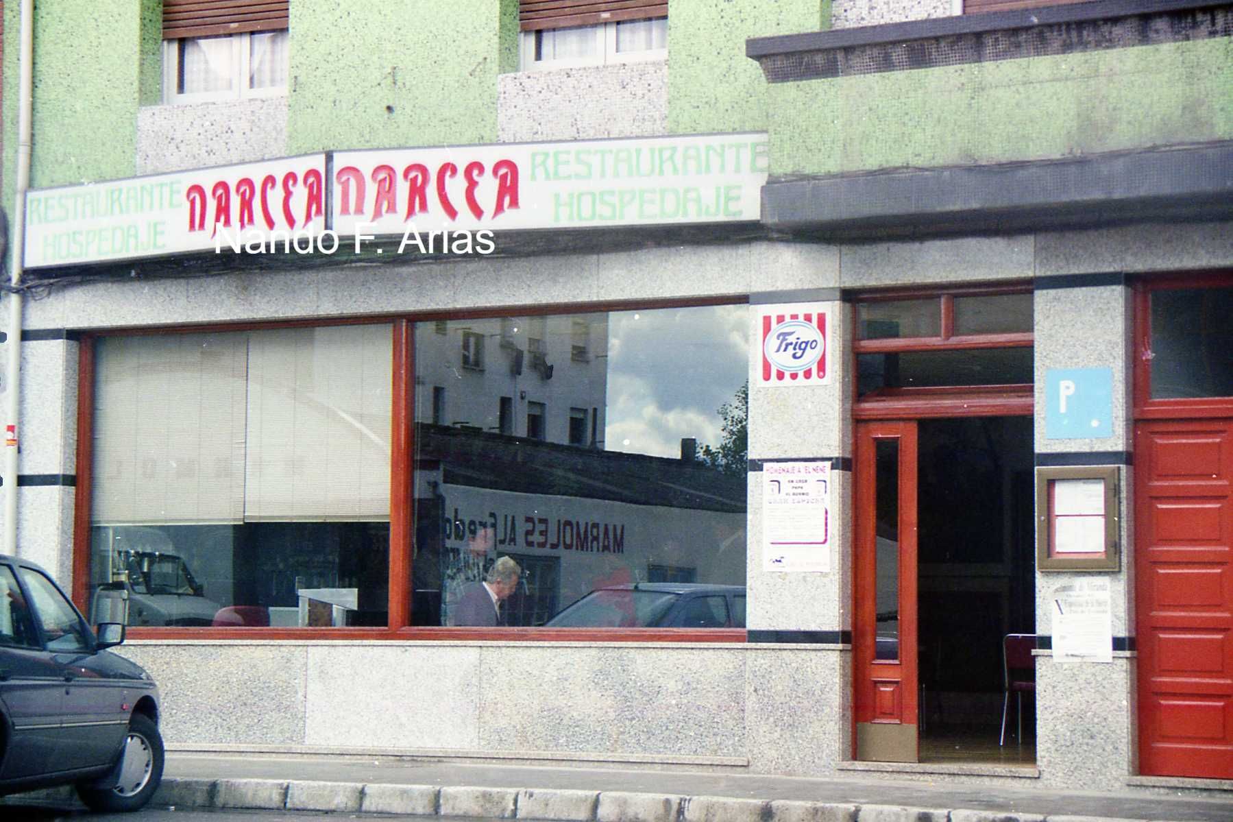 En imágenes, los locales míticos de finales de siglo en Grado