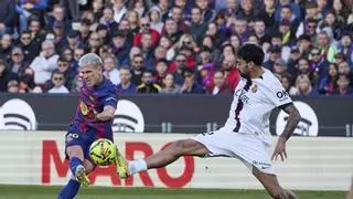 El factor Olmo desequilibra en el Barça