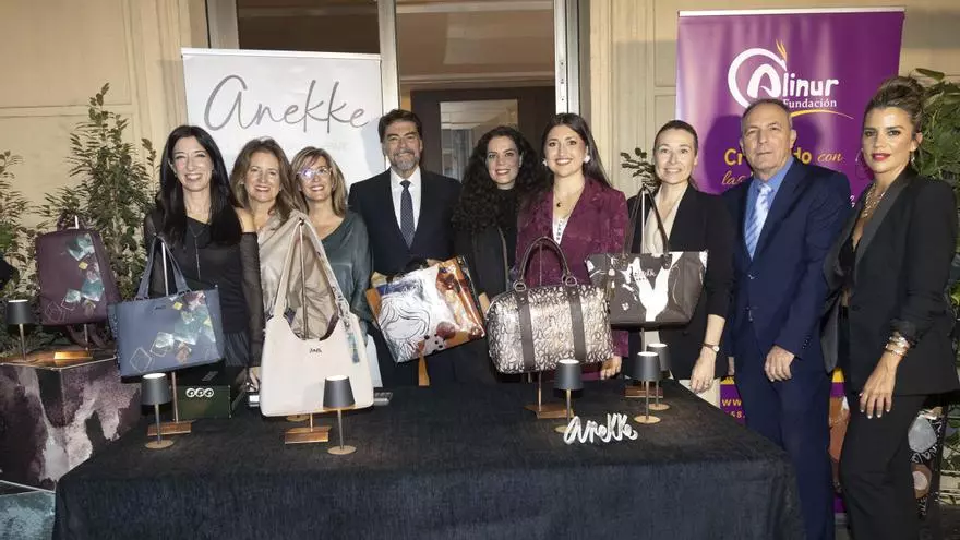 Alinur celebra la gala del bolso solidario para recaudar fondos para las personas con discapacidad intelectual