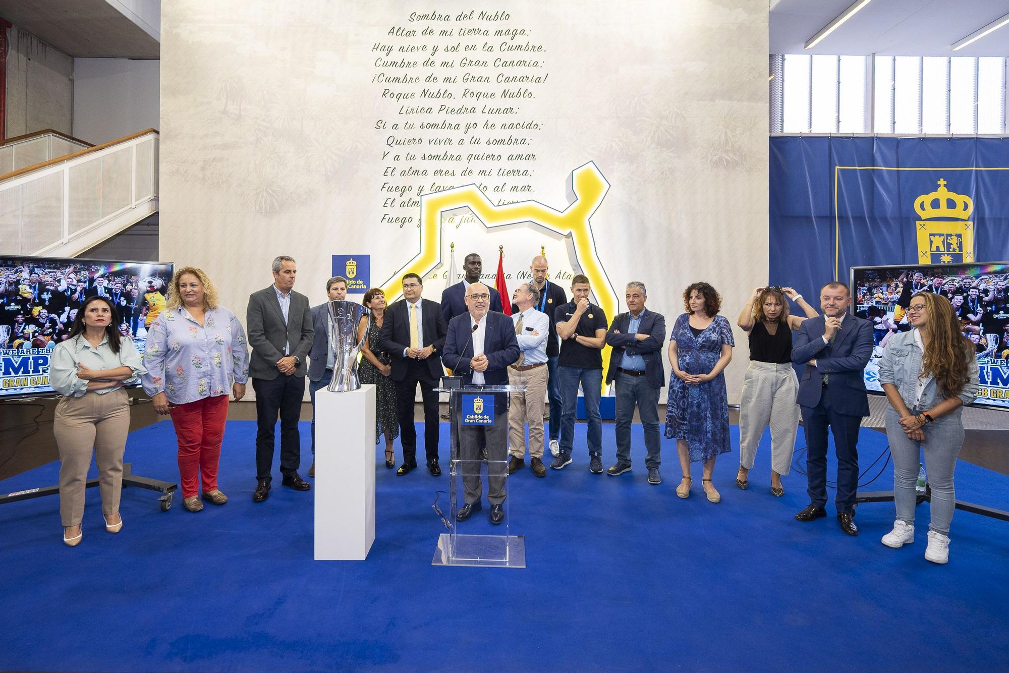 Celebración de la Eurocopa del CB Gran Canaria en el Cabildo grancanario