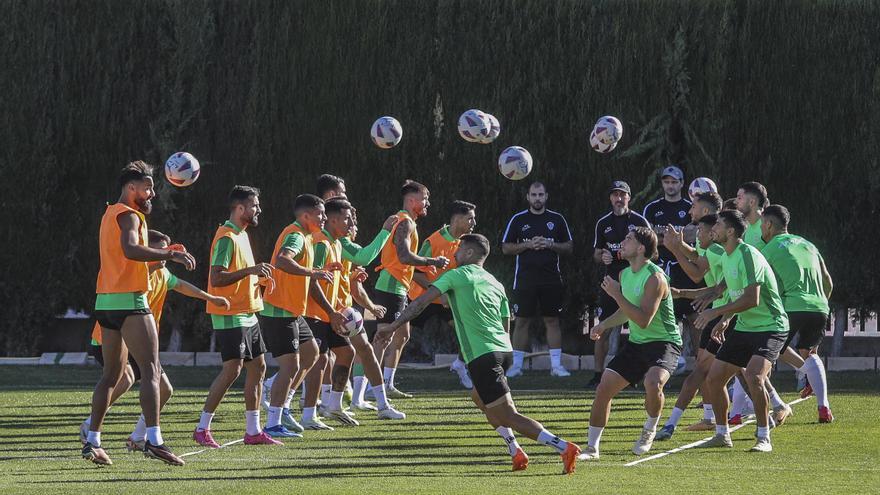 ¿Premio o cambios en el once del Elche frente al Espanyol?