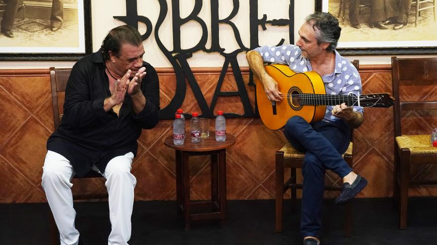 Feria de Málaga I Flamenco en la Peña Juan Breva