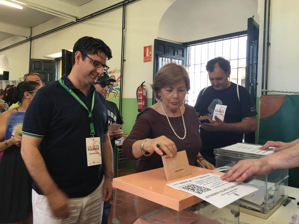 FOTOGALERÍA / Los cordobeses votan