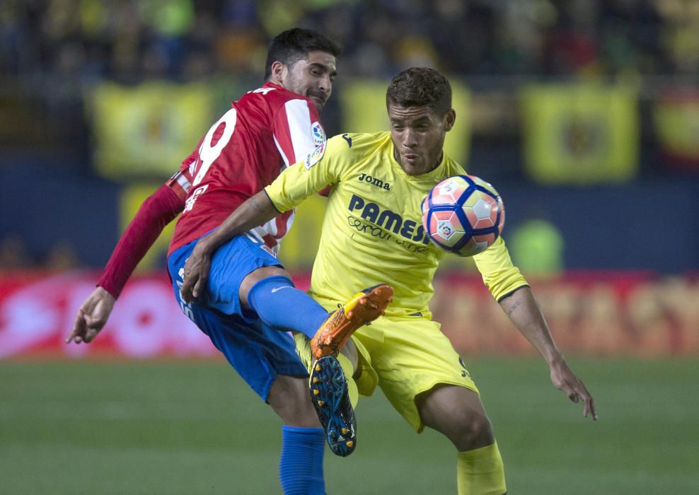 El partido del Villarreal y el Sporting, en imágenes