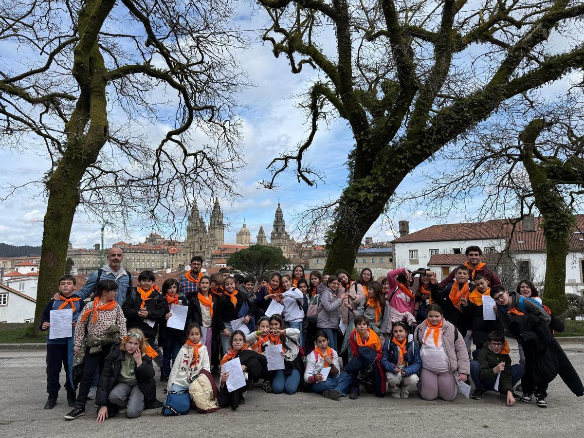 Alumnos del CEIP  Pinton Laxeiro de  visita en Santiago.