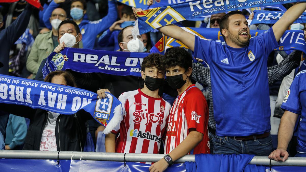 Los mellizos rojiblancos, en el Tartiere