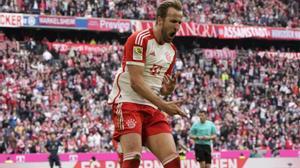 Kane celebra uno de sus goles contra el Mainz.