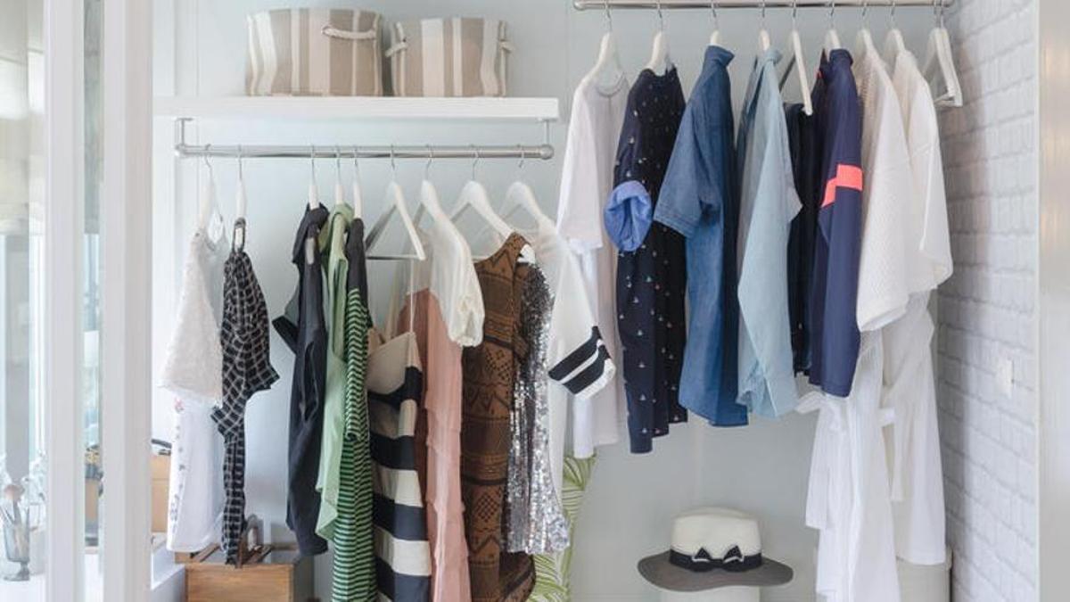 Cómo organizar el armario con el método de las cuatro cajas de Marie Kondo